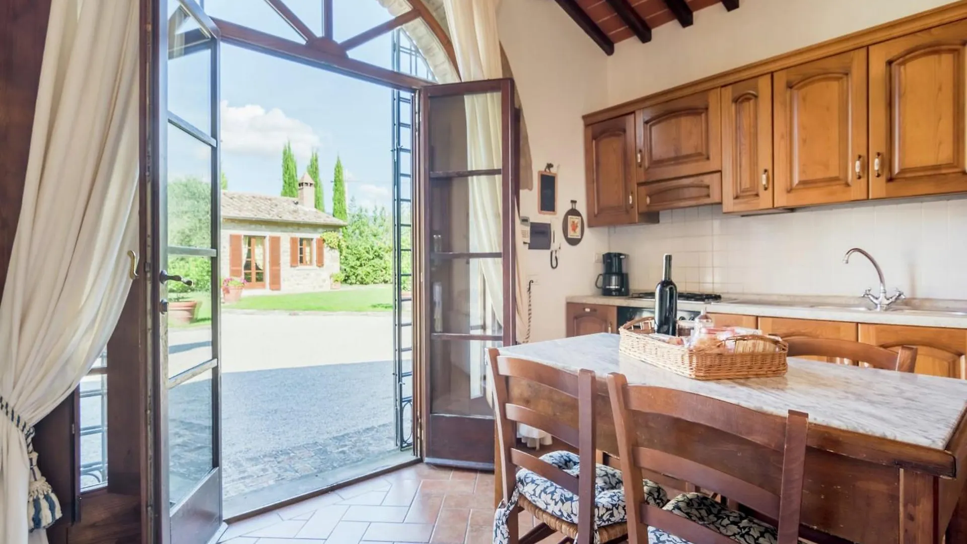 Luxurious Cozy Apartment With Pool Near Cortona In Tuscany Versatile 0*,  Italia
