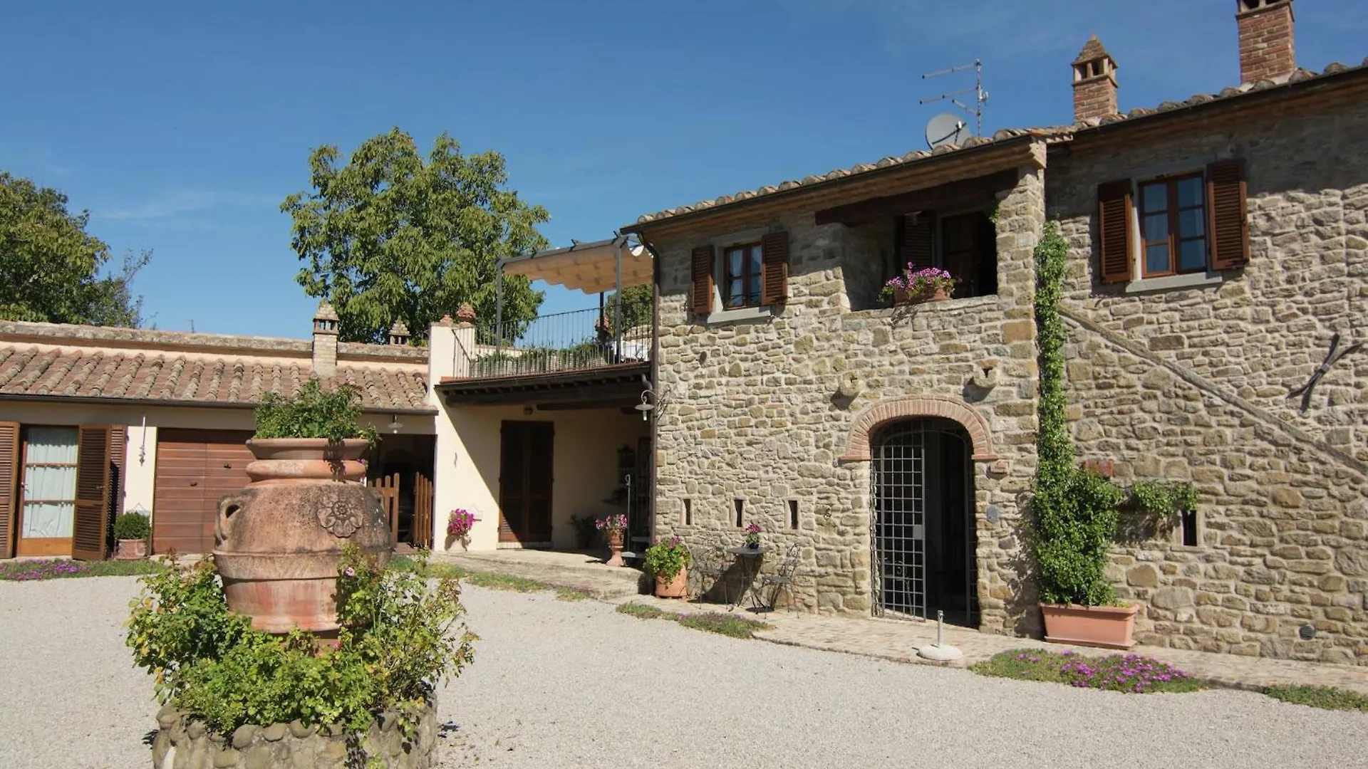 Luxurious Cozy Apartment With Pool Near Cortona In Tuscany Versatile Casa vacanze