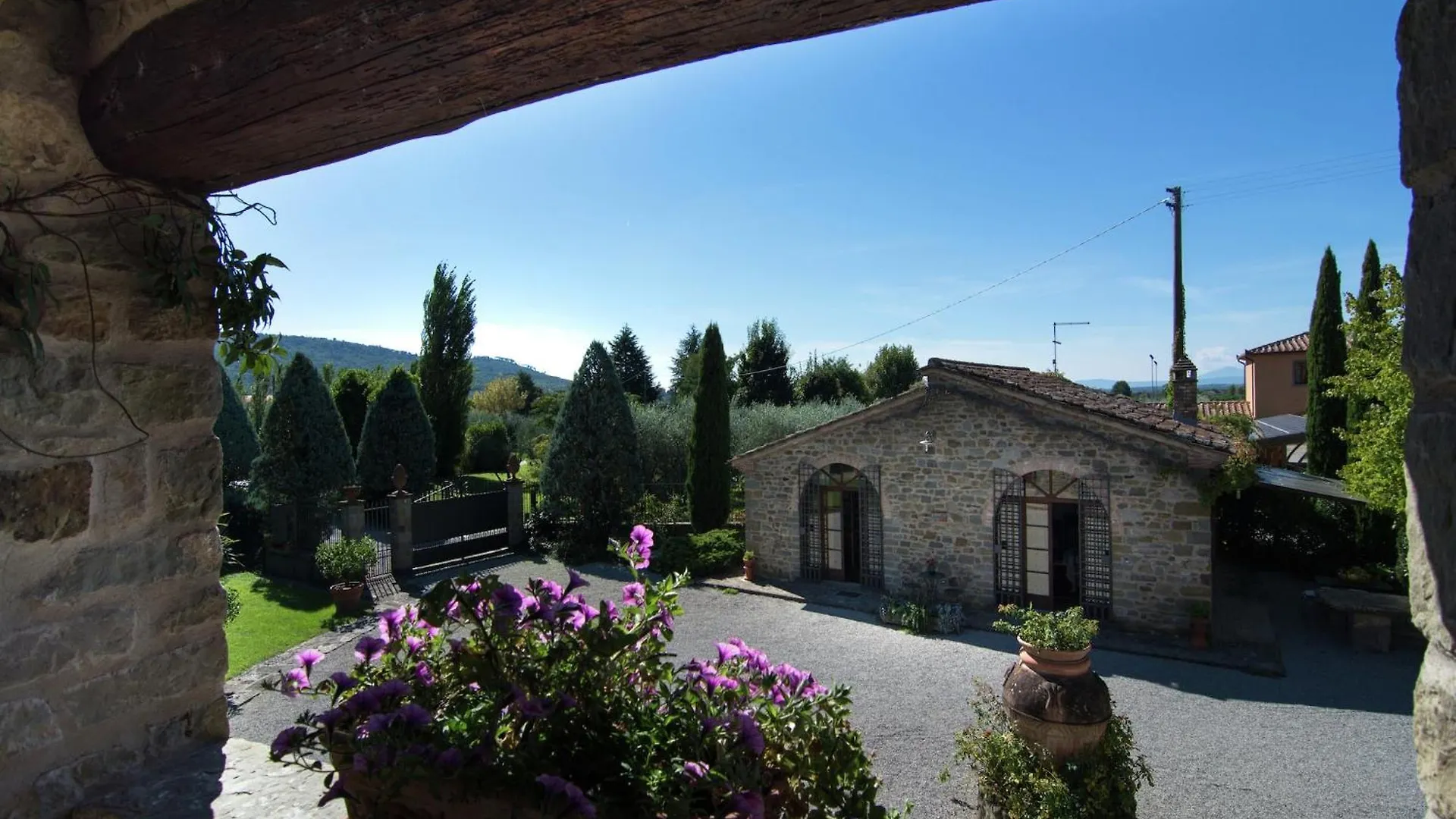 Luxurious Cozy Apartment With Pool Near Cortona In Tuscany Versatile 0*,