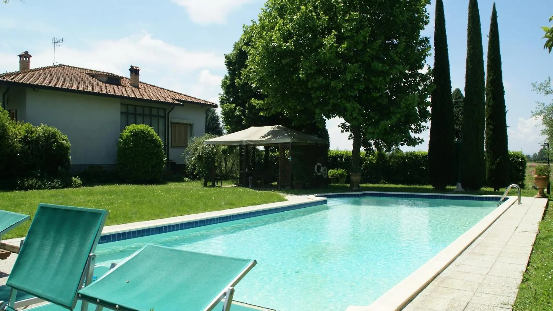 Luxurious Cozy Apartment With Pool Near Cortona In Tuscany Versatile