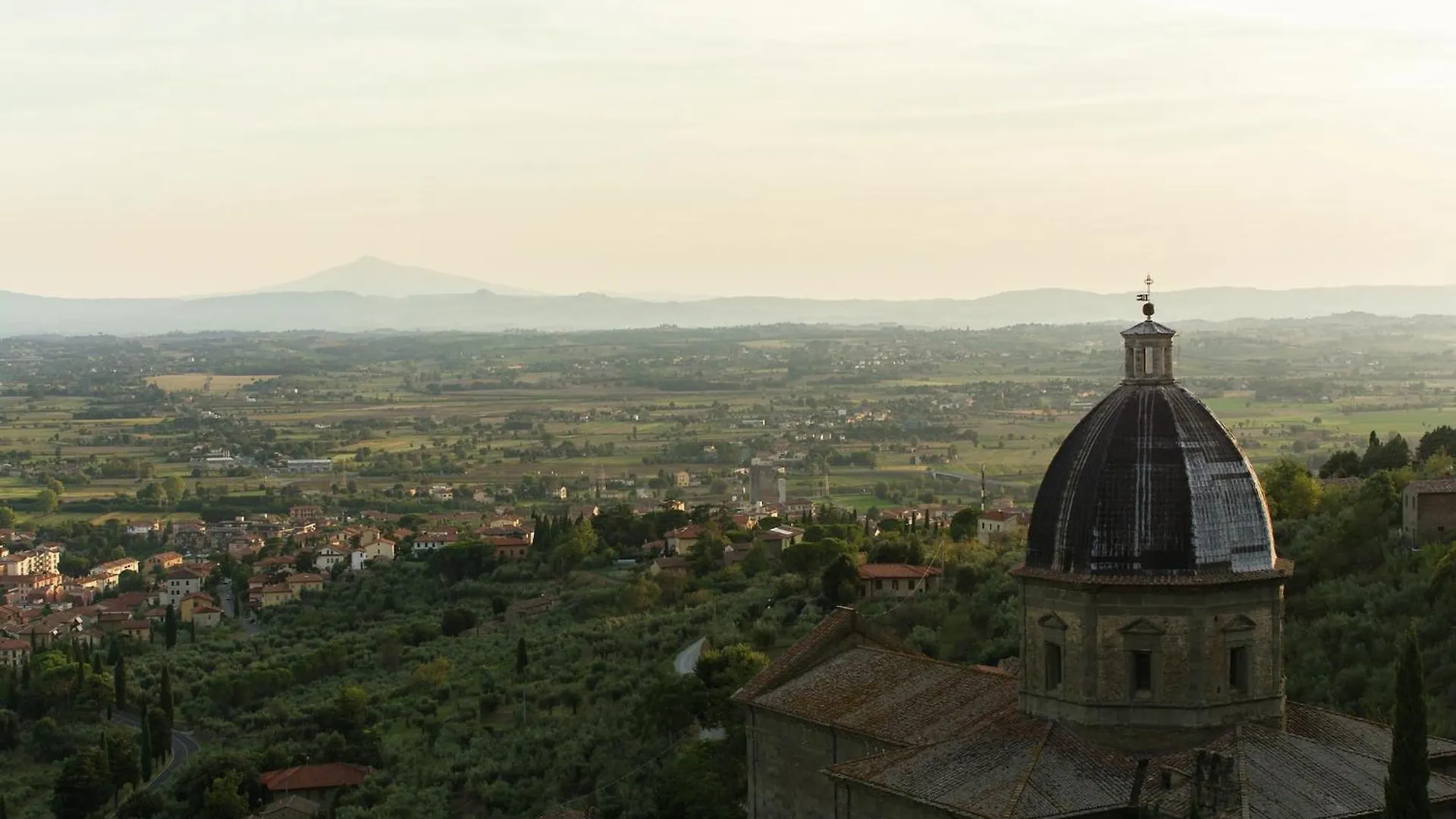 Luxurious Cozy Apartment With Pool Near Cortona In Tuscany Versatile Italy