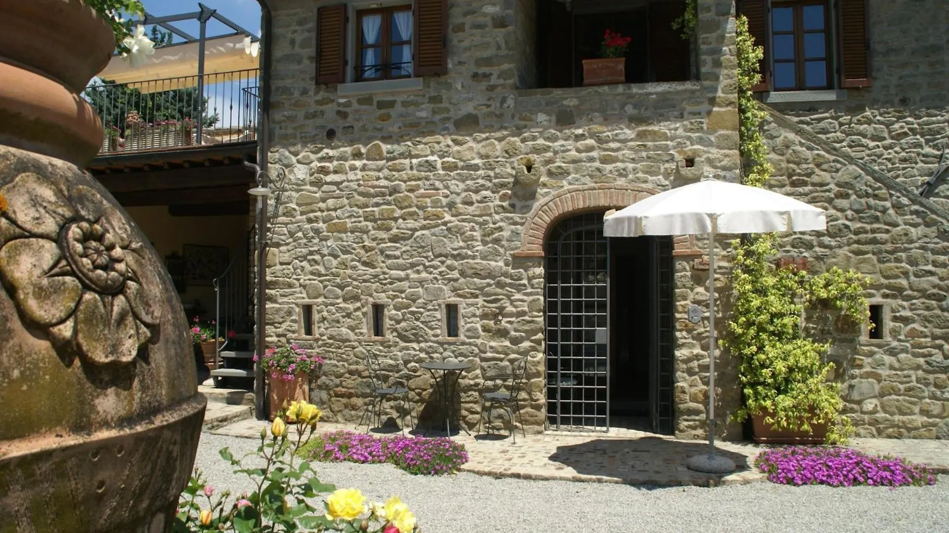 Luxurious Cozy Apartment With Pool Near Cortona In Tuscany Versatile Holiday home