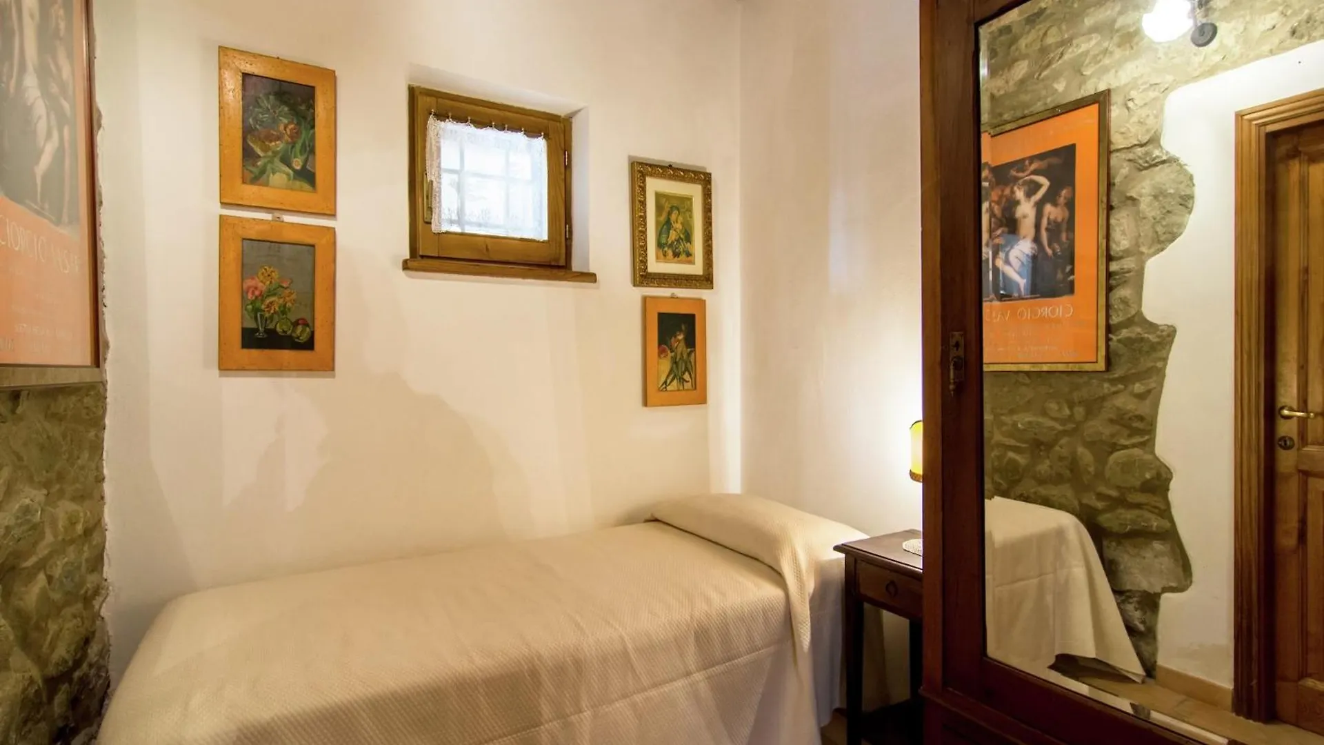 Luxurious Cozy Apartment With Pool Near Cortona In Tuscany Versatile